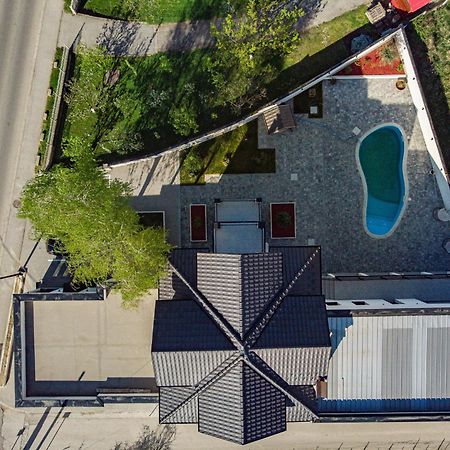 Hotel Kralj Kraljevo Buitenkant foto