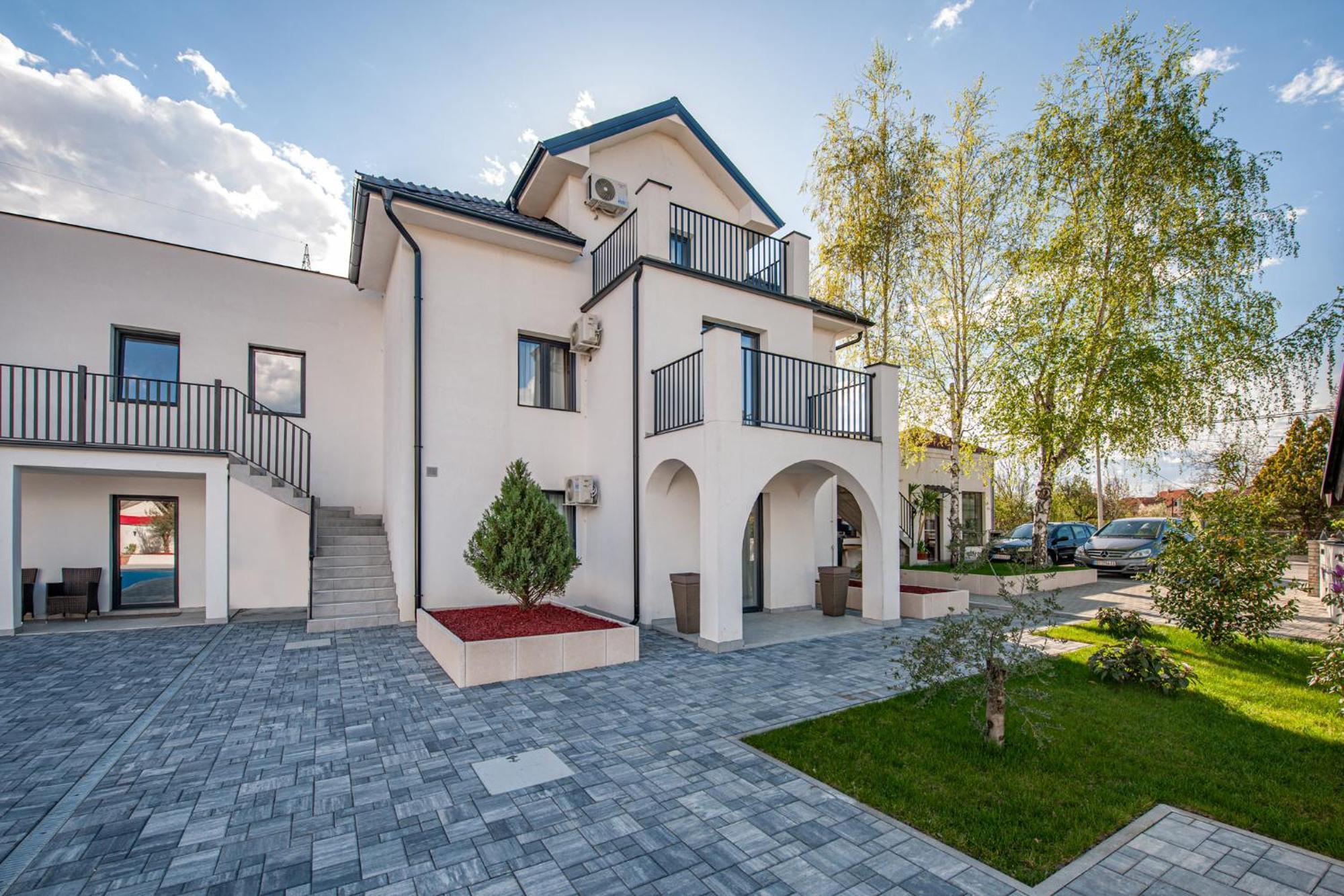 Hotel Kralj Kraljevo Buitenkant foto