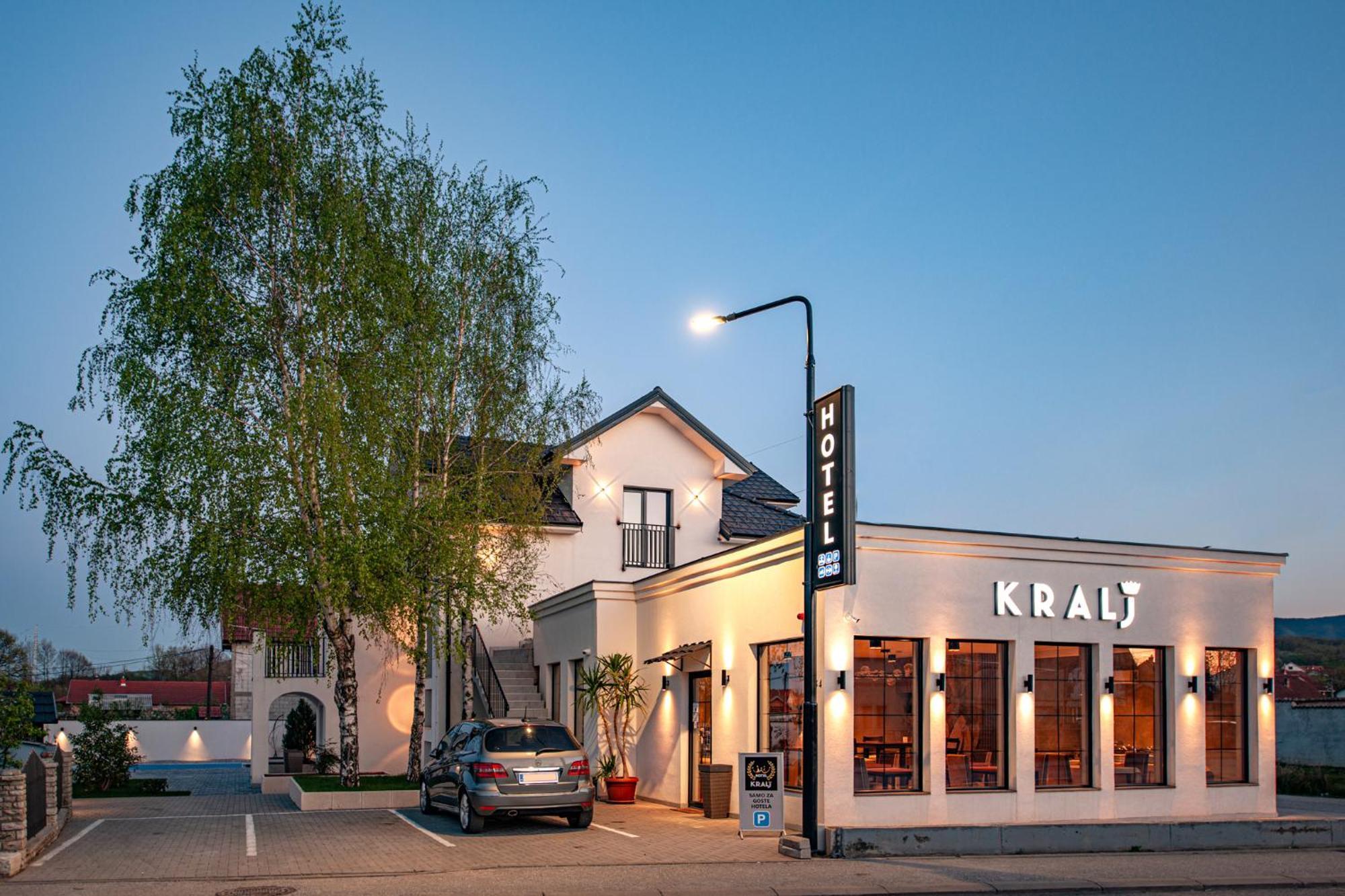 Hotel Kralj Kraljevo Buitenkant foto