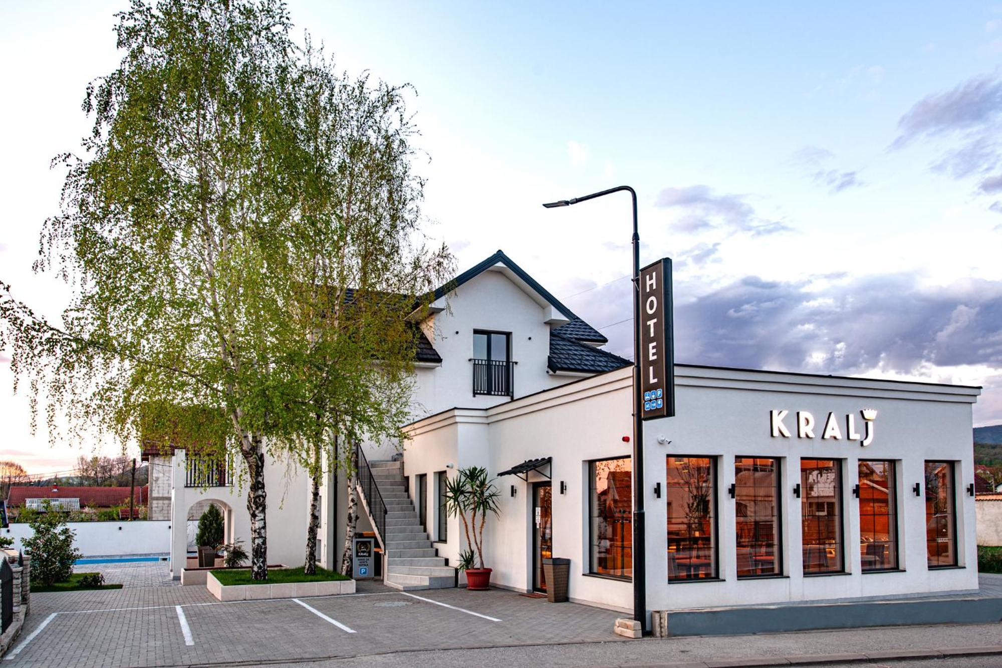 Hotel Kralj Kraljevo Buitenkant foto