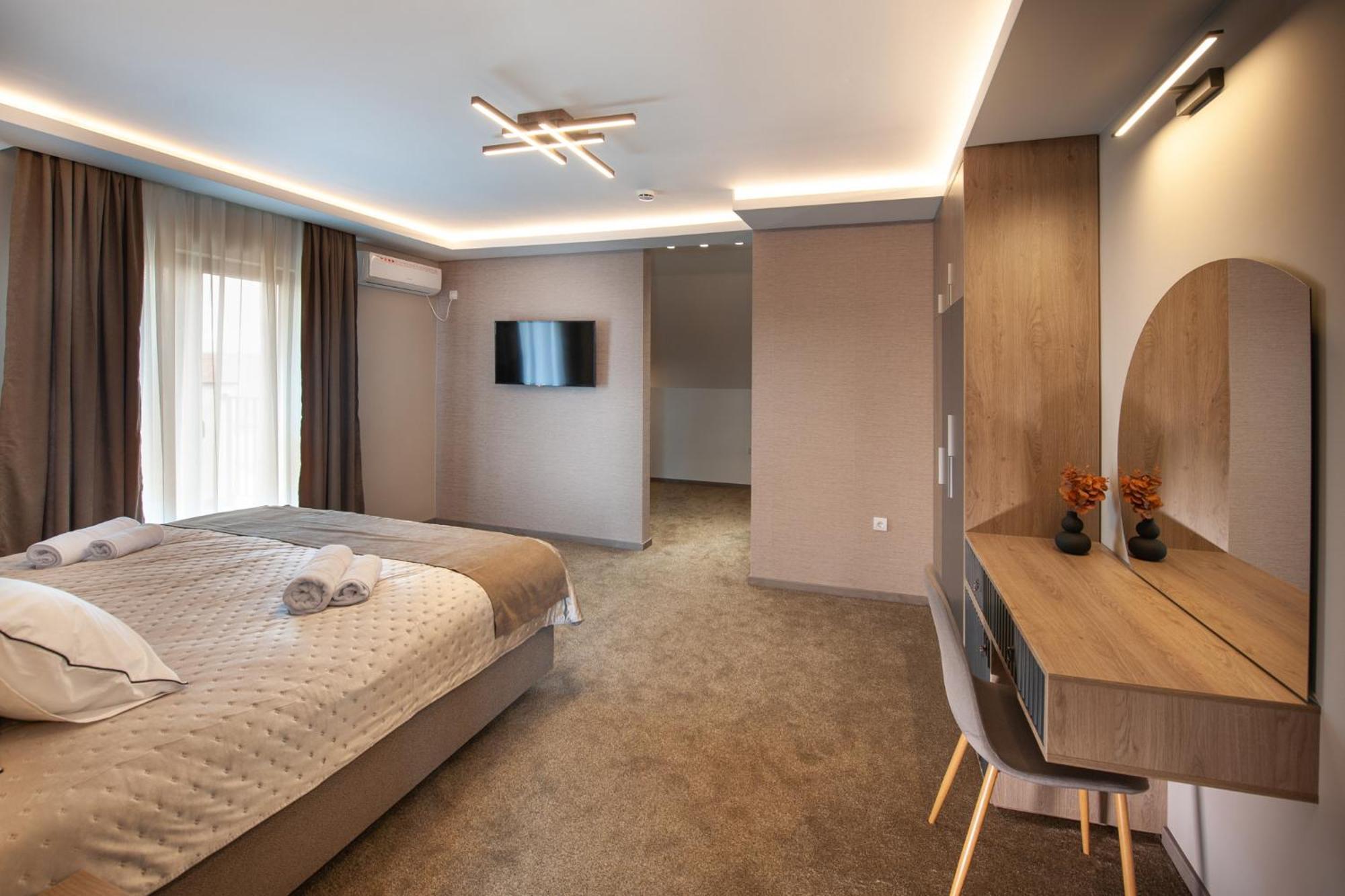 Hotel Kralj Kraljevo Kamer foto