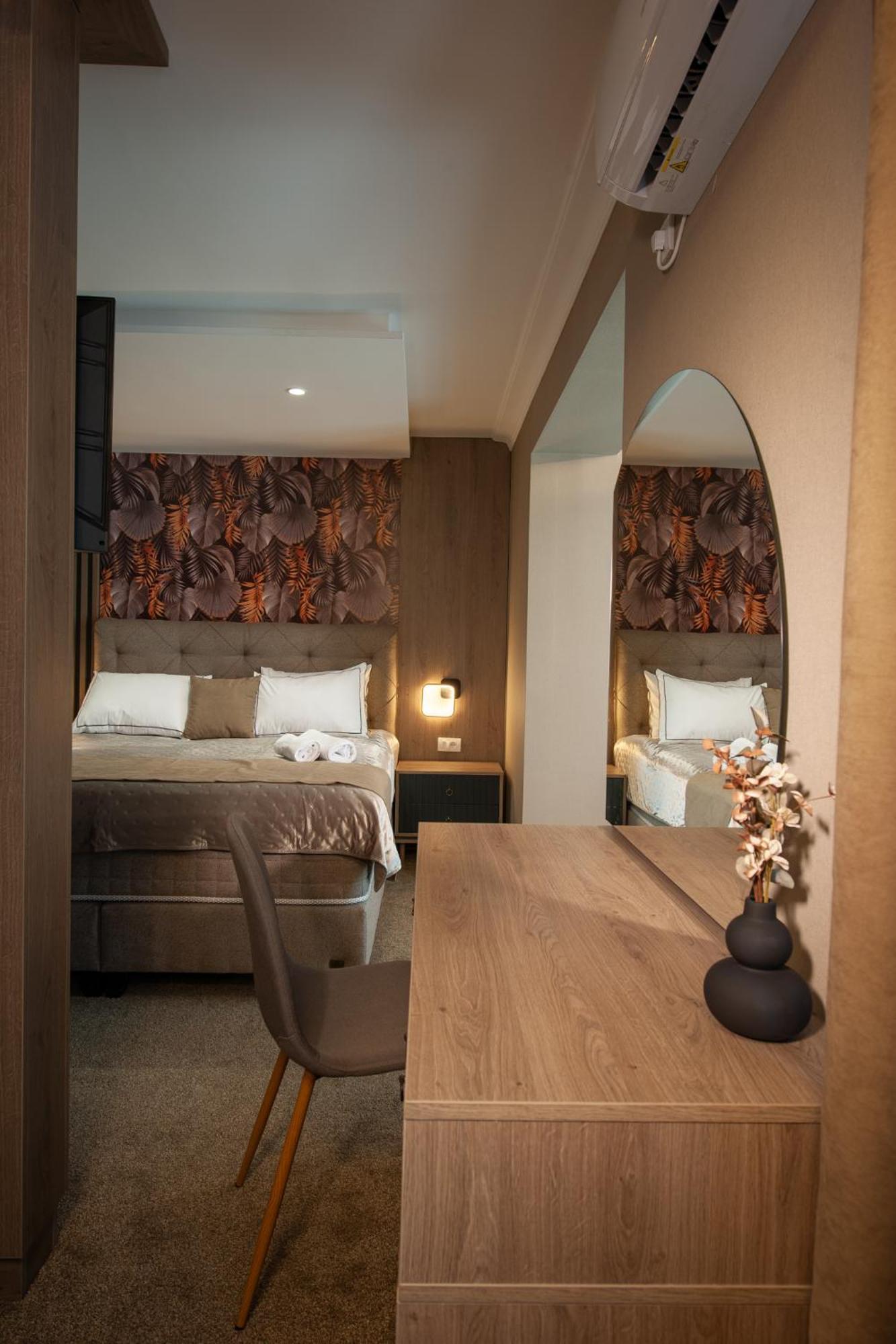 Hotel Kralj Kraljevo Kamer foto