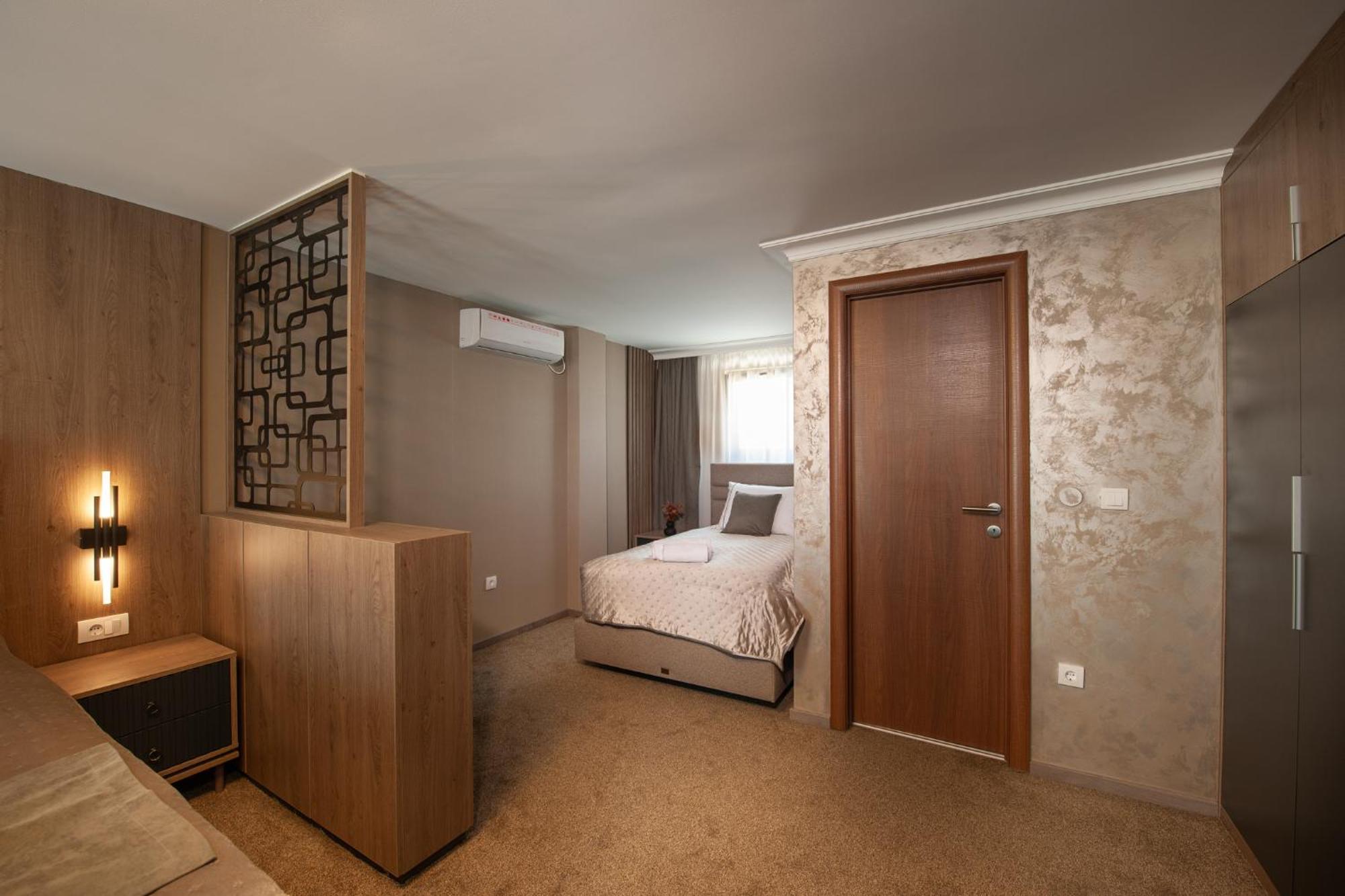 Hotel Kralj Kraljevo Kamer foto