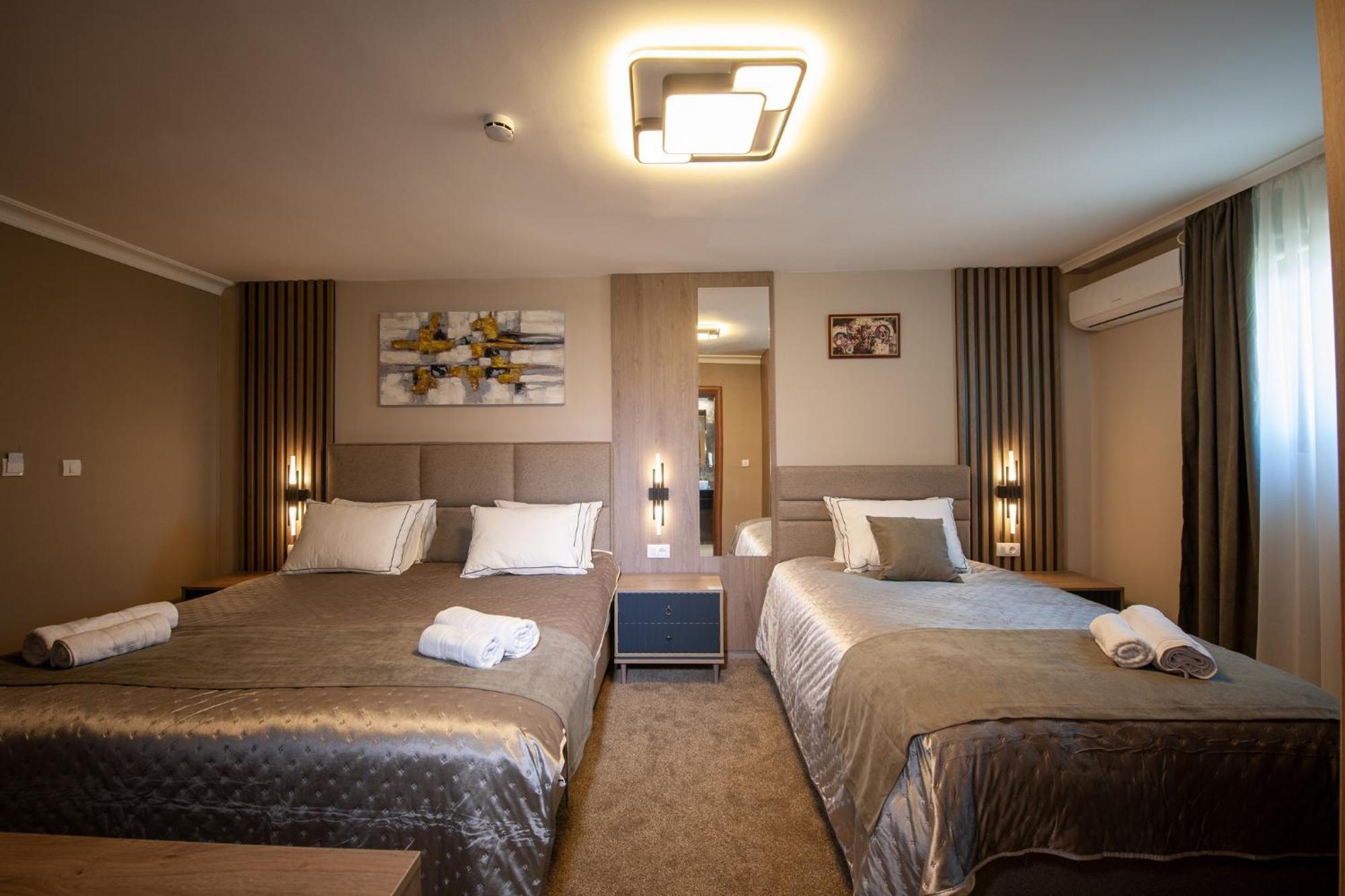 Hotel Kralj Kraljevo Buitenkant foto